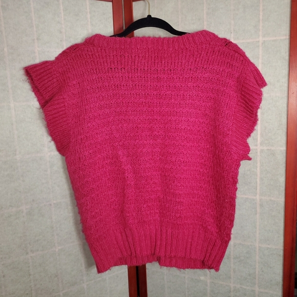 2 for $40! GUVC fuchsia sweater, butterfly sleeves med - Picture 3 of 6
